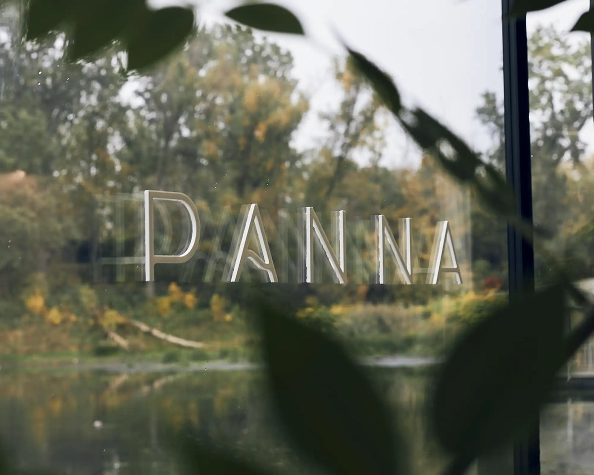 Logo PANNA na studiu na wodzie