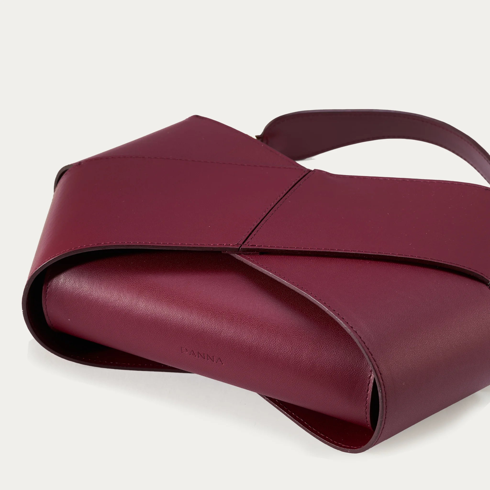 PANNA No.5 | Burgundy - waiting time 2 days -7
