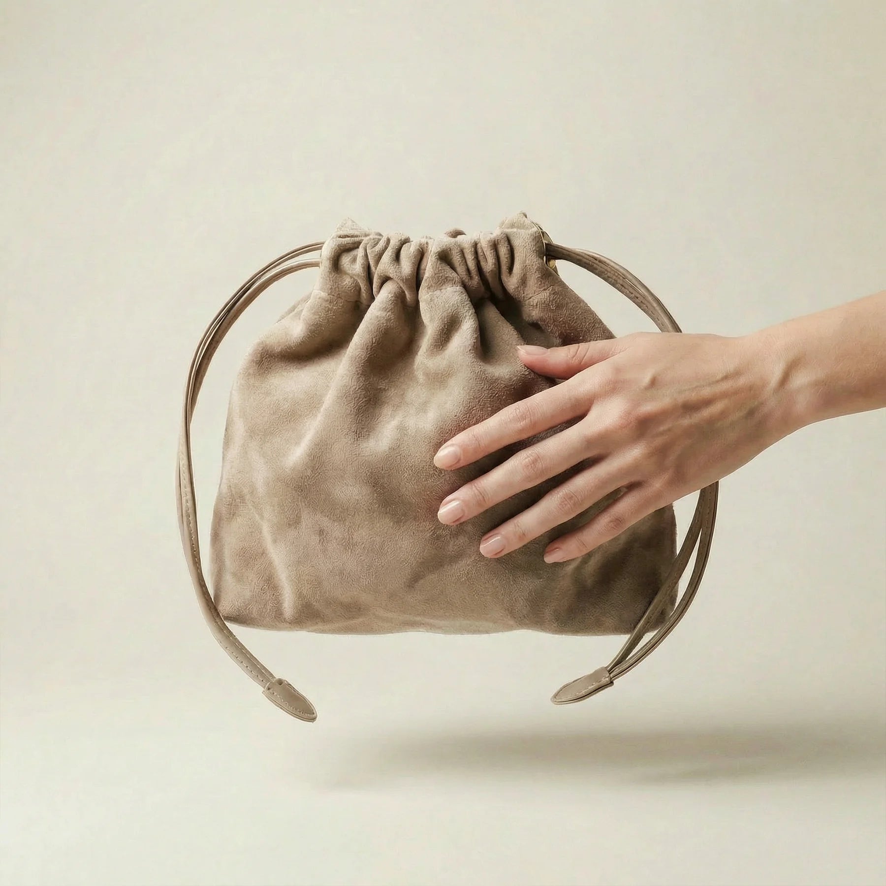 Woreczek do Panna 5 | zamsz - krem -4