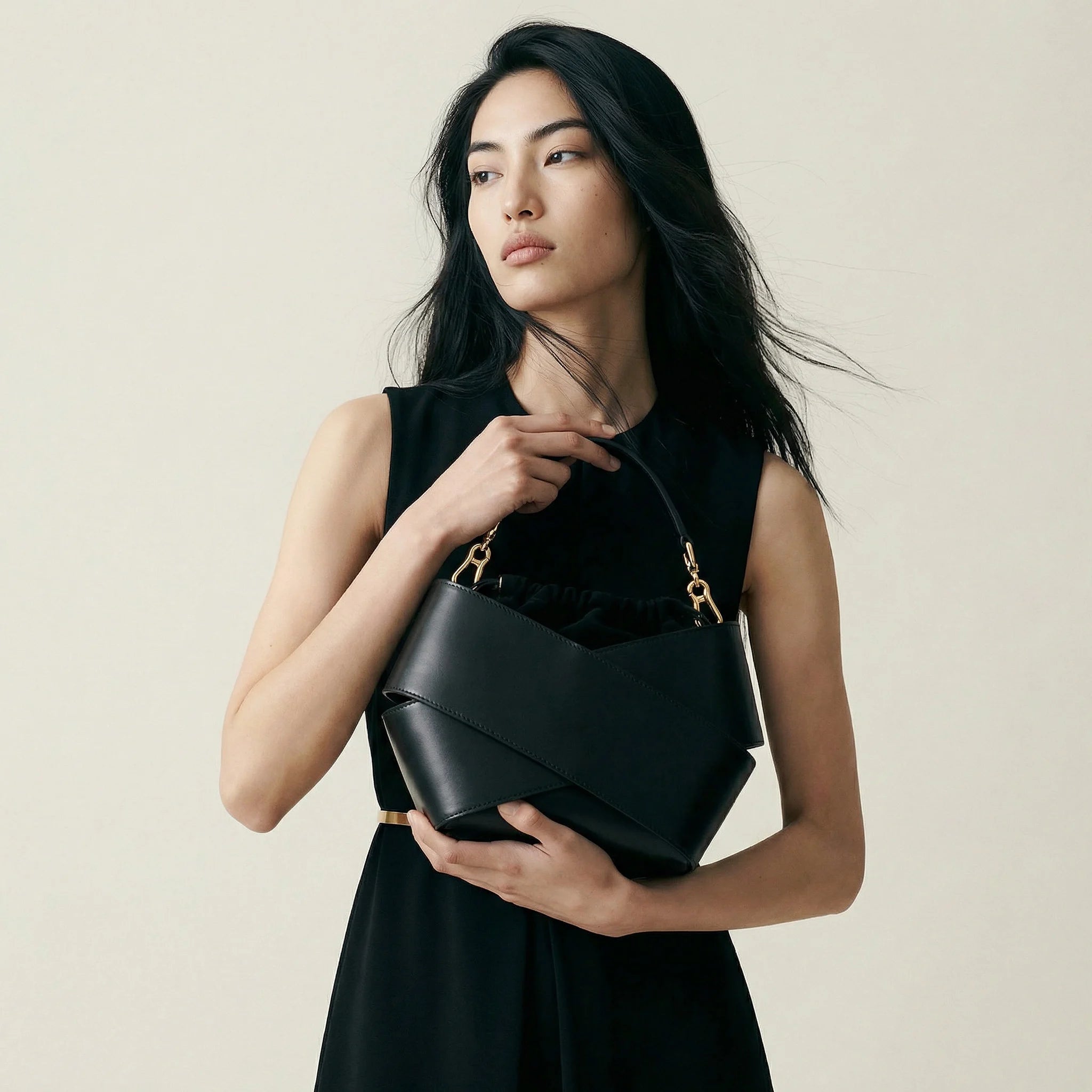 Panna 5 | czarny -11